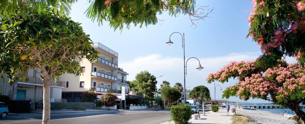 Hotel Ristorante Stellato Trebisacce Exteriér fotografie